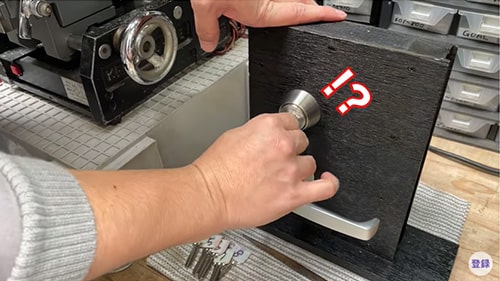 回らない鍵1